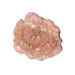 Peony Claw Clip